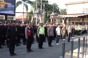 Pastikan Keamanan Pengesahan Perguruan Silat di Lamongan, Polres Lamongan Kerahkan Ratusan Personel Brimob Polda Jatim