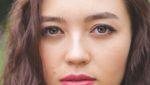 Tips Menjaga Kesehatan Bibir Kering saat Cuaca Ekstrem, Jangan Sepelekan Nomor 1!