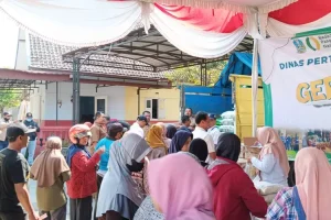 Bazar Pangan Murah di Kediri Diserbu Pembeli,  Beras 8 Ton Habis Terjual Dalam Dua Jam 