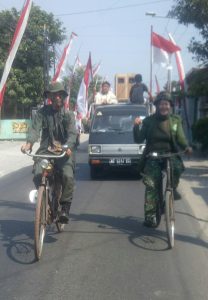 Desa Ngasem Kabupaten Kediri Gelar Lomba Sepeda Hias Kreatif, Peserta Gembira, Warga Gembira, Panitia Juga Gembira 