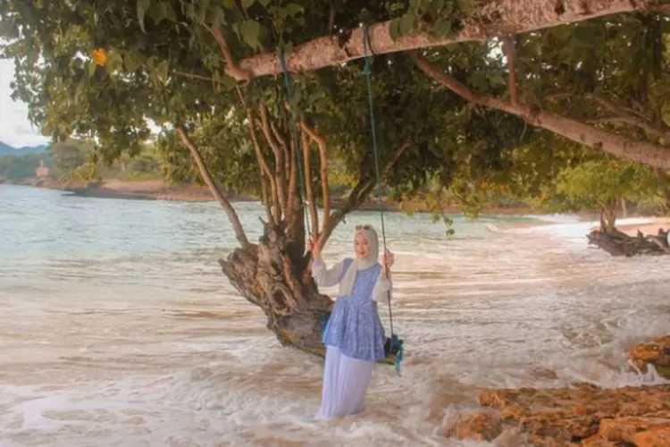 Ada Destinasi Wisata Pantai Baru di Tulungagung, Namanya Pantai Coro, Memiliki Pasir Berwarna Putih dan Banyak Spot Foto Keren