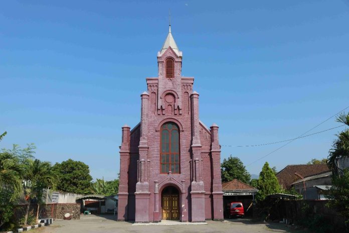 Kota Kediri, Daerahnya Kecil, Hanya Tiga Kecamatan, Tapi Punya Banyak Wisata Religi, Ada Nilai Sejarah dan Agama yang Kental