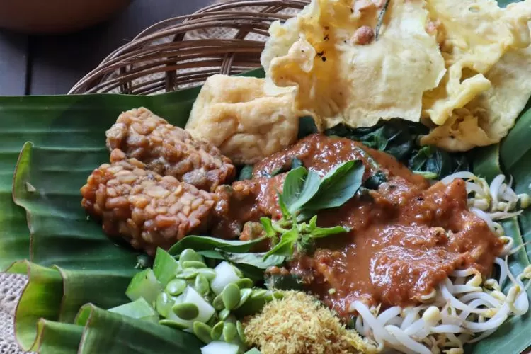 Pecel Madiun dan Pecel Kediri Rasanya Tidak Sama, Ternyata Resepnya Juga Beda, Catat ! Ini Resepnya