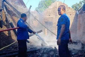 Ditinggal Kerja, Dua Rumah di Ponorogo Ludes Terbakar, Sebelumnya Tetangga Mendengar Ledakan