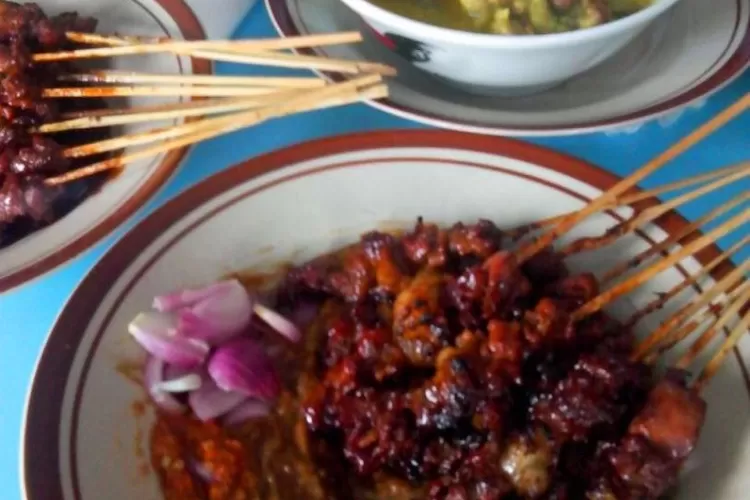 Anda Penggemar Sate Kambing ? Berikut Ini Daftar Depot Sate Kambing di Kediri yang Rekomended