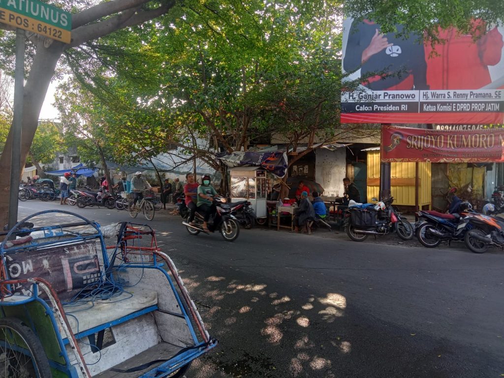 Pedagang Kaki Lima Kembali Menjamur di Jalan Patiunus dan Jalan Sriwijaya, Mayoritas Warga Luar Kota Kediri