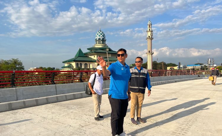 Wali Kota Kediri mengecek progress jembatan Alun-alun - Bandar