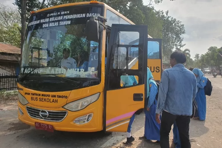 Sekolah di Tulungagung Sudah Tidak Lagi Dijemput Bus Sekolah Gratis