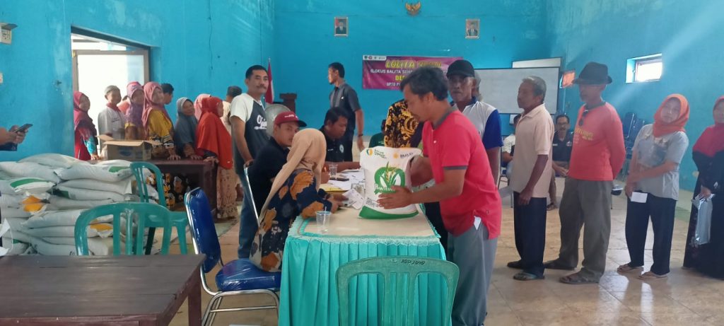 Perum BULOG Kantor Cabang Kediri kembali menyalurkan beras Bantuan Pangan CBP 2023 Tahap II untuk wilayah Kabupaten Kediri