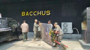 Antisipasi Tindakan Anarkis dari Warga, Satpol PP Kota Kediri Jaga Ketat Bacchus Pool & Lounge