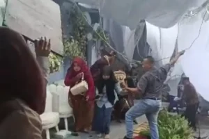 Waspadalah ! Hujan Badai Sudah Terjadi di Ponorogo, Tenda Resepsi Pernikahan Roboh, Ini Infonya