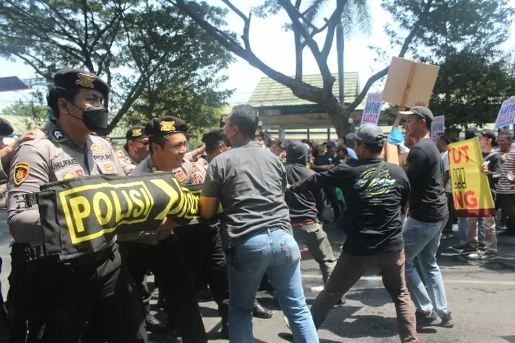 Jelang Pemilu 2024, Polisi Latihan Hadapi Kerusuhan Massa, Ini Infonya