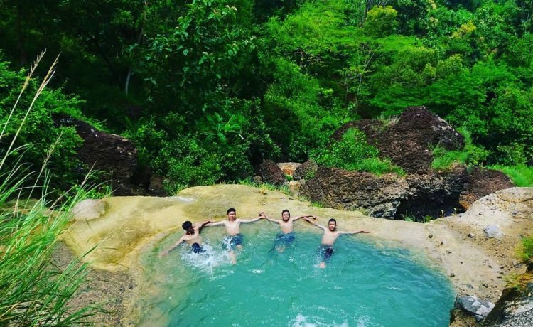 Sensasi Berenang di kolam Coban Kromo di Tulungagung