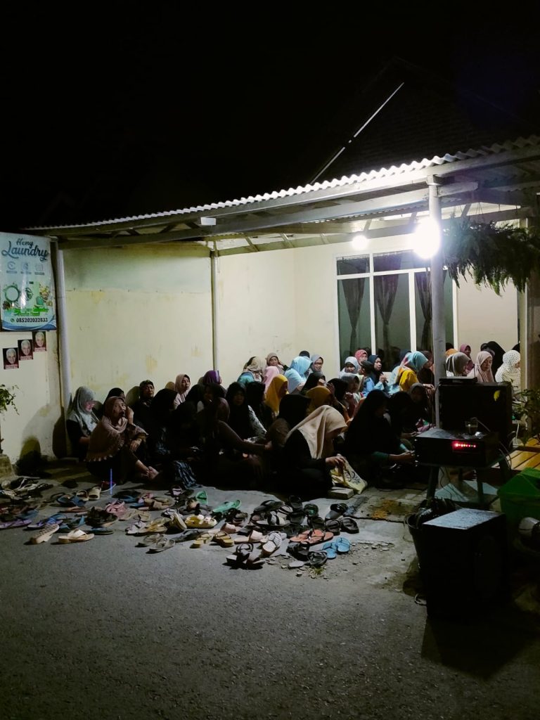 Mempererat Jalinan Silaturahmi, Muslimat NU Cakarsi  Gelar Pengajian Yasin Tahlil