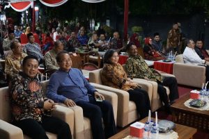 Pj Wali Kota Kediri Saksikan Gelaran Wayang Kulit Dengan Lakon Begawan Tjiptoning Tapa Brata