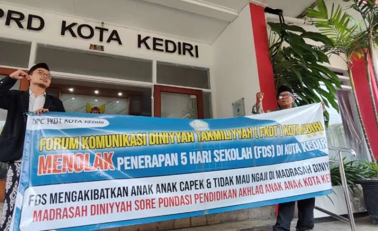 Kecewa Pada Komisi C DPRD Kota Kediri, FKDT Akan Langsung Mengadu Ke PJ Wali Kota Soal Evaluasi 5 Hari Sekolah