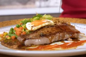 Cocok untuk Anak Kos, Steak Bumbu Mie Instan ala Chef Rudy Choirudin