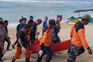 Nelayan Warga Ngliyep Tewas Digulung Ombak Pantai Pasir Panjang, Begini Ceritanya