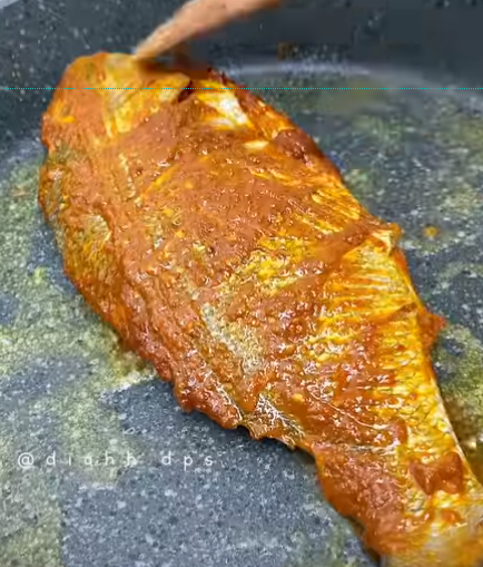 Yummy! Resep Ikan Bakar Bumbu Rujak Spesial untuk Sambut Malam Tahun Baru, Rasanya Lembut dan Gurih Lho