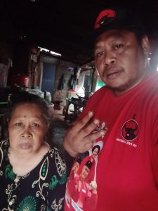 PAC PDI-P Ranting Desa Semen Bagikan Telur Pada Warga, Ini Harapannya