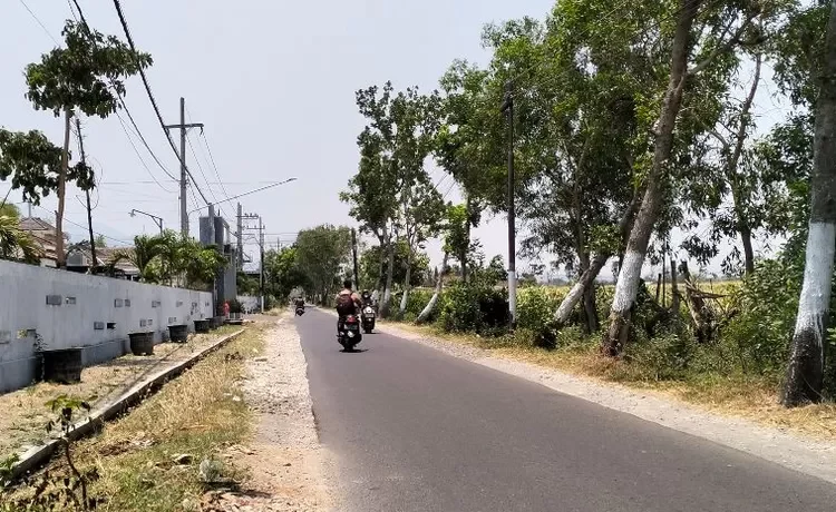 Puluhan Warga Kelurahan Gayam, Kecamatan Mojoroto, Kota Kediri, menolak appraisal yang ditawarkan tim pengadaan tanah (TPT) untuk proyek jalan tol Kediri-Tulungagung