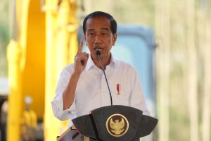 Luncurkan dan Serahkan Sertifikat Tanah Elektronik, Ini Pesan Presiden Jokowi