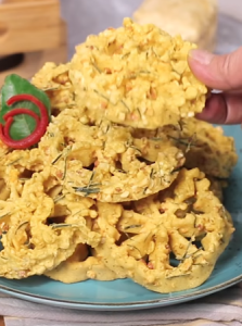 Enaknya Resep Rempeyek Kembang Goyang Ala Chef Rudy Choirudin, Cemilan Gurih yang Menggugah Selera 
