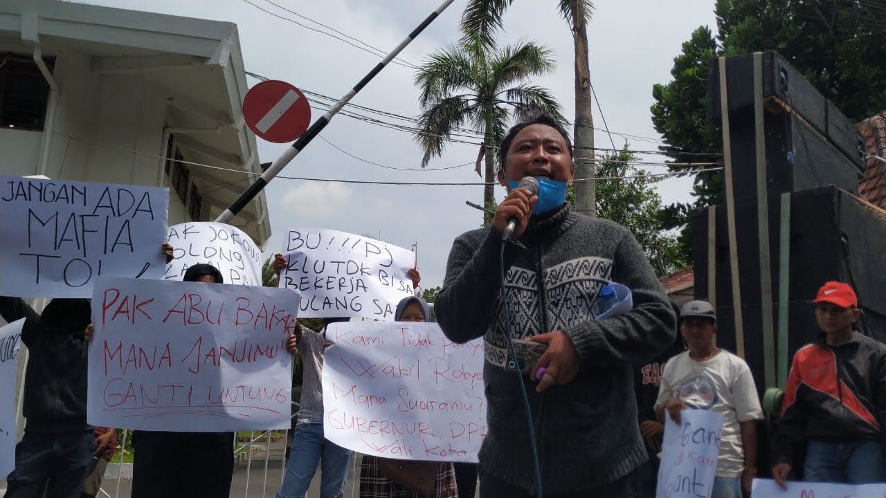 Warga Kota Kediri Terdampak Proyek Jalan Tol Gelar Aksi Damai di Pemkot, Tuntut Kaji Ulang Nilai Ganti Rugi