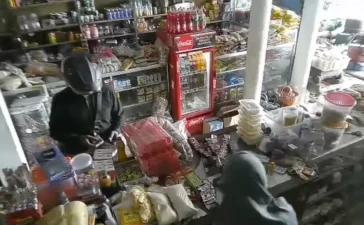 Video Dugaan Aksi Pencurian Bermodus Pura-pura Beli di Tiga Toko Trenggalek Viral di Medsos, Ini Kata Polisi