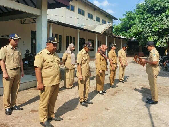 Kades Bulu Kecamatan Semen Terapkan Layanan Tanpa Batas, Sebut Stempel Jadi Istri Kedua