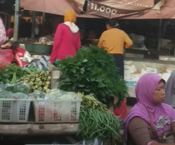 Lapak Tidak Diperbaiki, Fasilitas Tidak Diperhatikan, Jadi Sebab Tidak Nyamannya Pedagang Pasar Semen, Ini Kata Mereka    