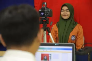 Mendekati Pemilu 2024, Dispendukcapil Kota Kediri Keliling ke Sekolah, Percepat Perekaman KTP-El Pemilih Pemula