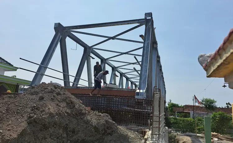 Penyelesaian Proyek Jembatan Subali Tidak Sesuai Target, Komisi III DPRD Kabupaten Blitar Desak Evaluasi
