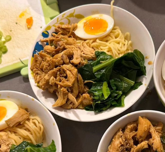 Lezatnya Resep Mie Ayam Ala Abang Jualan, Nikmat Dimakan Saat Musim Hujan 