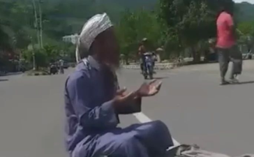 Kena Tilang, Pria Ini Malah Berdoa di Tengah Jalan Minta Polisi Supaya Kena Azab 