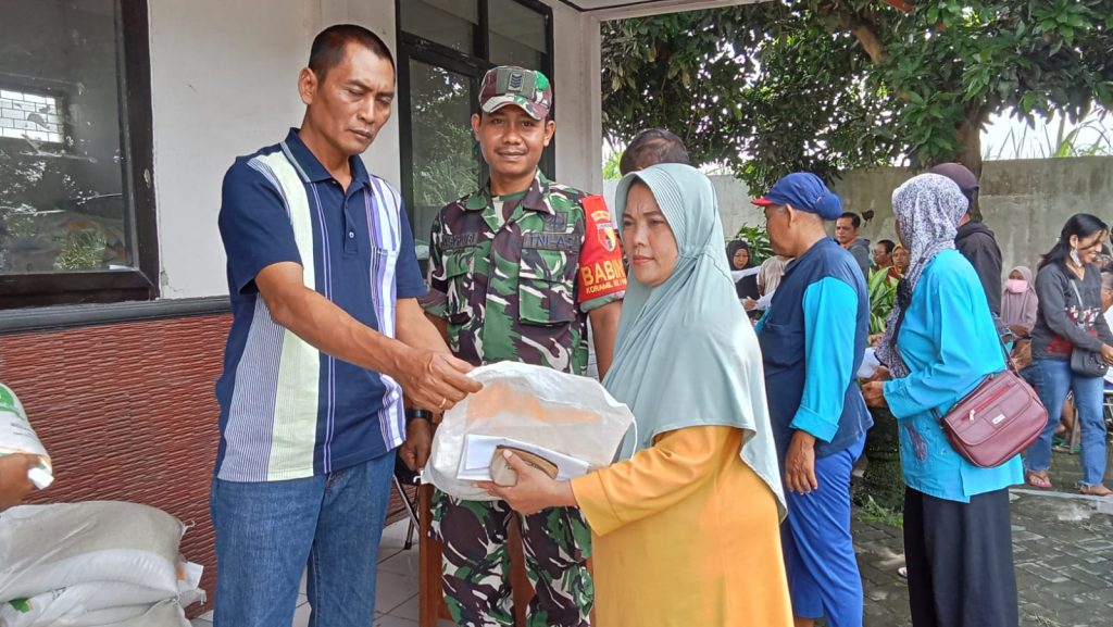 Warga Kota Kediri yang Masuk KPM Gembira, Bantuan Pangan Beras Kembali Disalurkan, Salah Satunya di Kelurahan Tosaren 