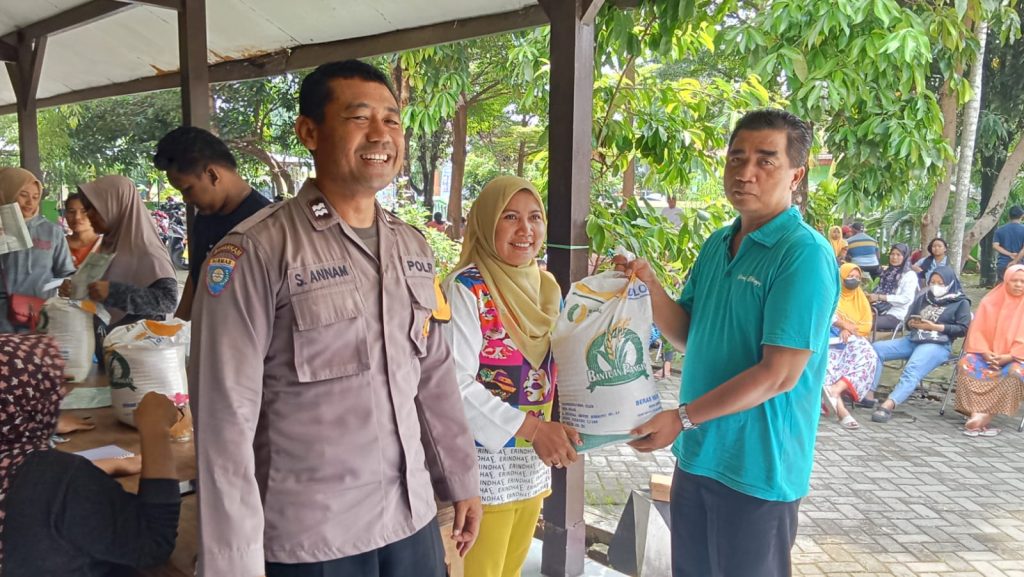 Sebanyak 800 KPM di Kelurahan Tamanan Terima Bantuan Pangan Beras, Sebagian Adalah Penerima Baru