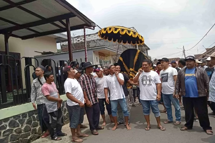 Warga Kota Batu Mencoblos di Bilik Suara Sampai Meninggal Dunia, Begini Ceritanya