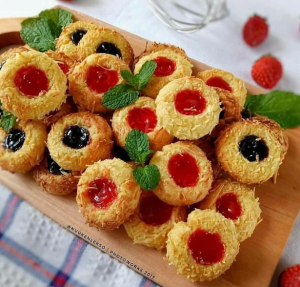 Renyahnya Cheese Thumbprint Cookies with Jam, Inspirasi Kue Kering Lebaran 2024 Kekinian 