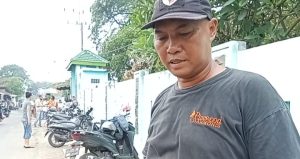 Peziarah Makam Membludak Jelang Ramadan, Tukang Parkir Dadakan Raup Keuntungan