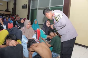 Ratusan Pendekar di Lamongan Menangis di Hadapan Orang Tua, Ini Infonya