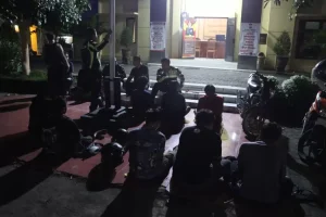 Polres Blitar Kota Sita Palu hingga Pisau dalam Perang Sarung di Srengat, Amankan 11 Pemuda