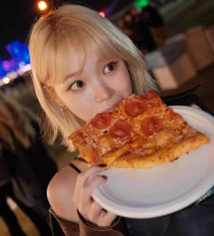 Kim Chaewon LE SSERAFIM 