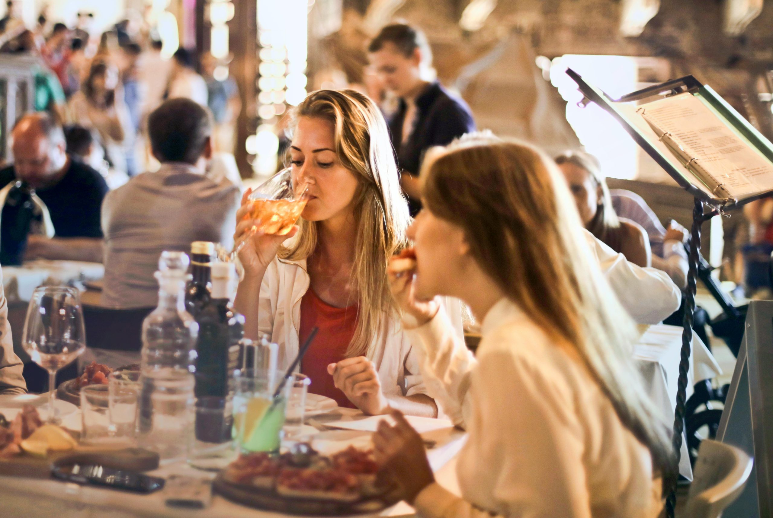 STOP! Ini 10 Cara Cegah Makan Berlebihan Saat Lebaran, Jangan Sampai Kebablasan Sampai Berat Badan Tambah