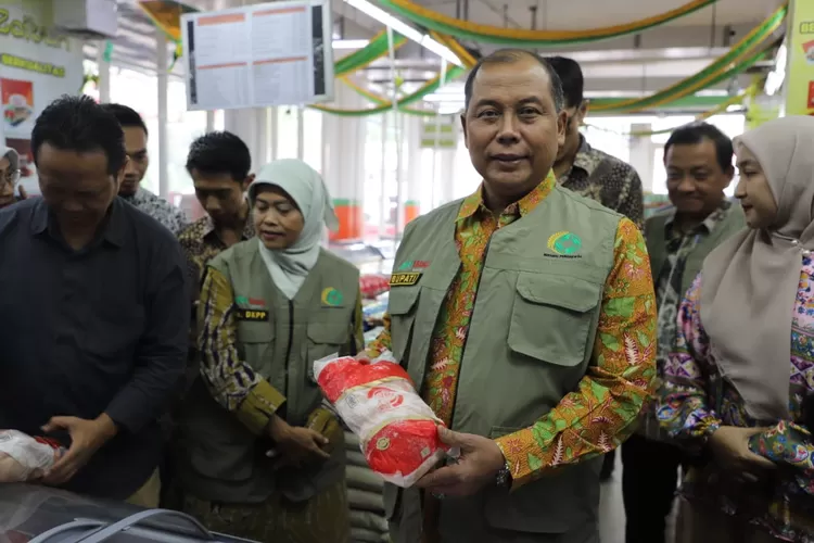 Sidak Mamin, TPID Jombang Temukan Makanan Tak Berizin di Afco