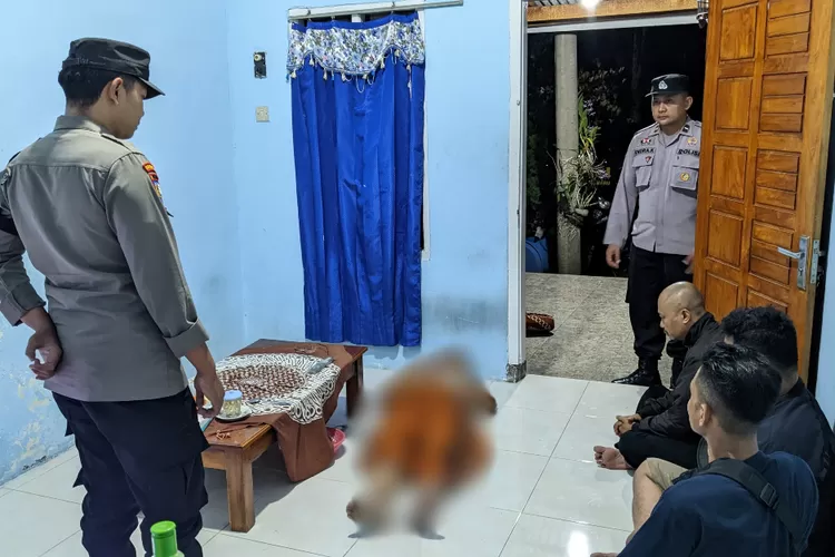 Seorang Pria Paruh Baya Warga Ketanon, Tulungagung Tewas di Kamar Kos Bersama Teman Perempuannya,