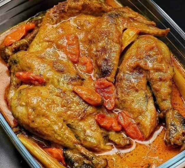 Enaknya Ayam Lodho untuk Menu Bekal Kantor yang Bikin Perut Kenyang! 