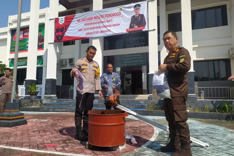 Kejaksaan Negeri Ponorogo Musnahkan Puluhan Ribu Butir Narkoba, Ini Infonya