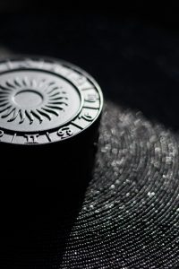 Cek Ramalan Zodiak Gemini, Taurus, Cancer Besok 10 Mei 2024, Akan Ada Proyek Besar Menghampiri! 
