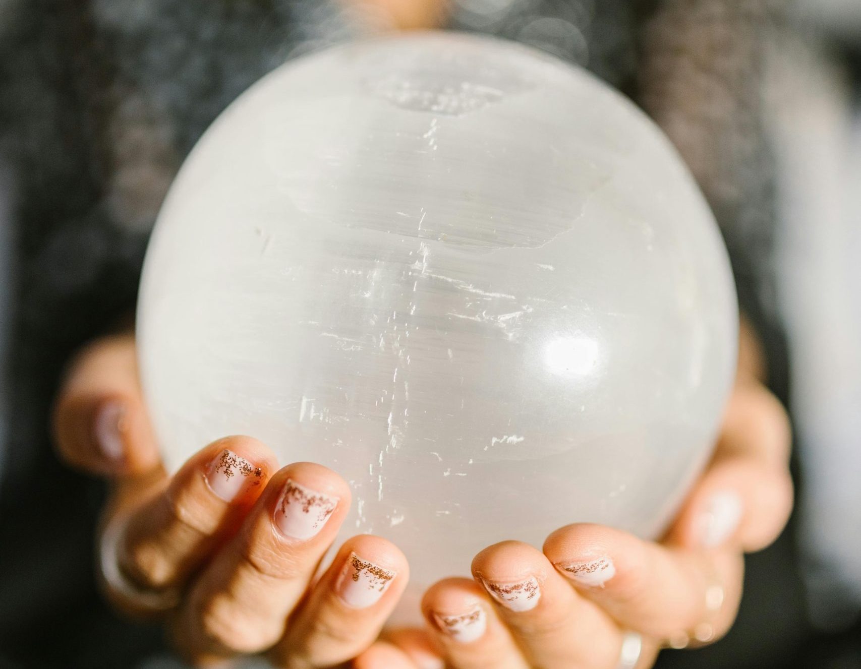 Ramalan Zodiak Besok 24 Juni 2025 untuk Gemini dan Cancer, Rezeki, Cinta, dan Peluang Karier Datang Bertubi!